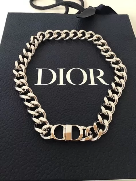 dupe dior necklace